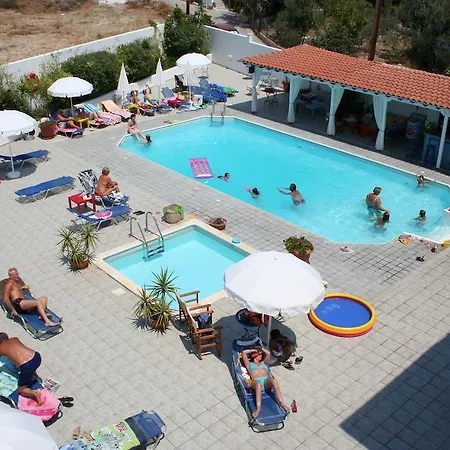 מלון דירות Helios Agia Marina (Aegina)